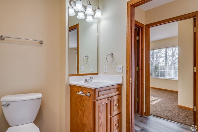 Building Photo - Modern 2-Bed/2-Bath Condo Style Apartments...