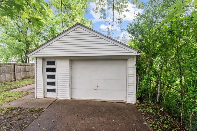 Building Photo - 757 Durango Dr