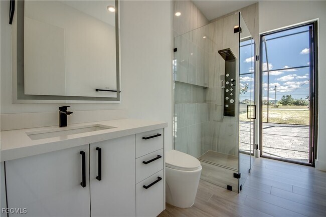 Building Photo - 1531 NW 40th Pl