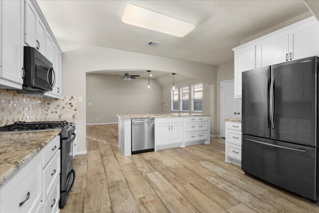 Building Photo - 8306 Hampton Bay Drive