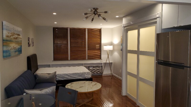 Building Photo - 1628 2nd Ave