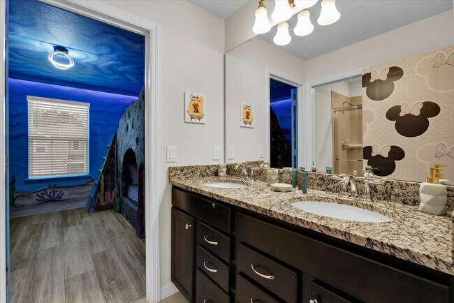 Building Photo - 3074 Mahalo Dr