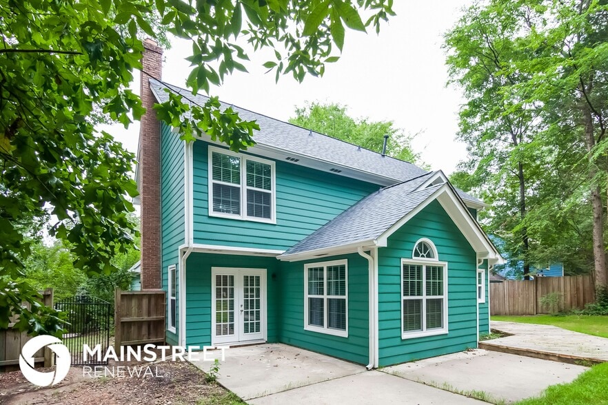 Building Photo - 2316 Torrington Ln