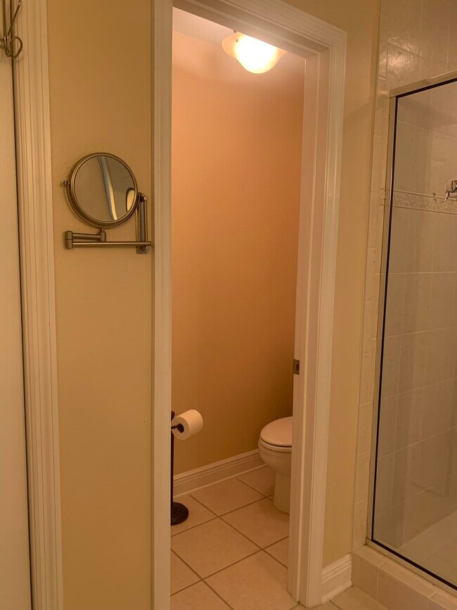 Building Photo - 4716 Plantation View Dr