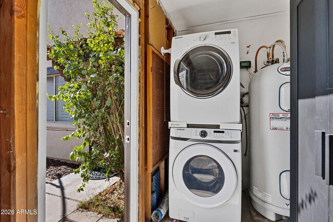 Building Photo - 8017 E Glenrosa Ave