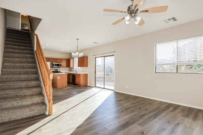 Building Photo - 7506 S 14th St