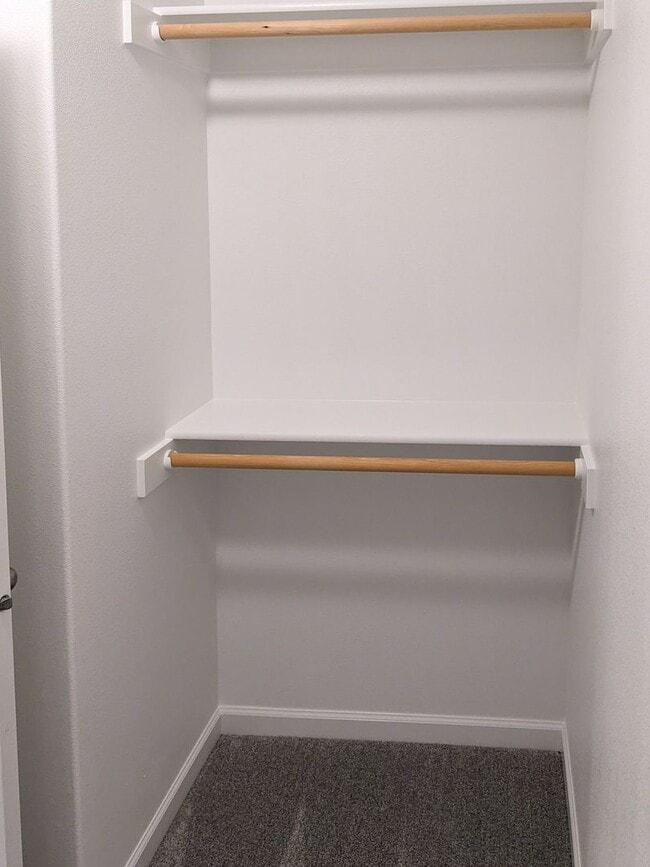 Building Photo - 1871 SE Mulberry Ave