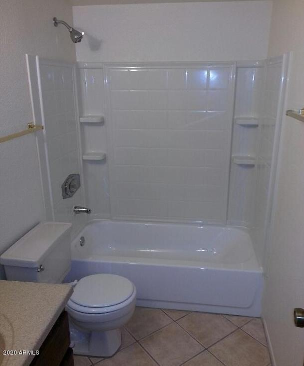 Building Photo - 3131 W Cochise Dr