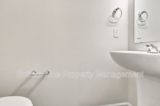 Building Photo - 1615 Glacier Dr