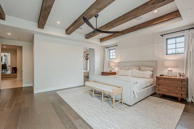 Building Photo - Luxury Home ready for January Move-in