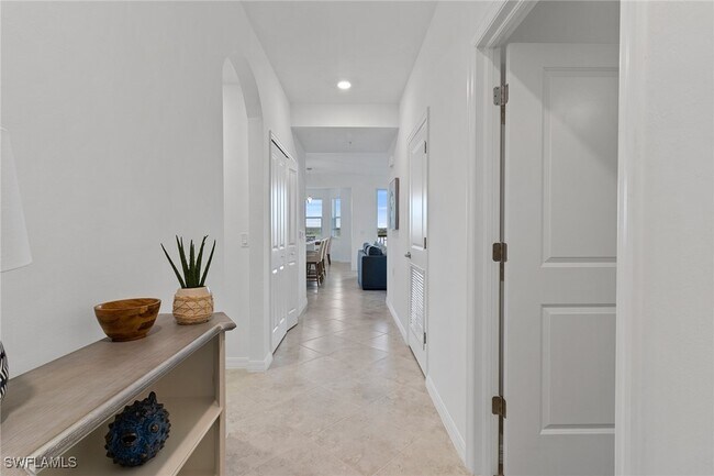 Building Photo - 5835 Double Eagle Cir