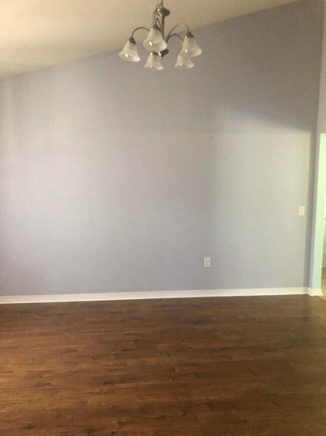 Building Photo - 9114 Timber Ln