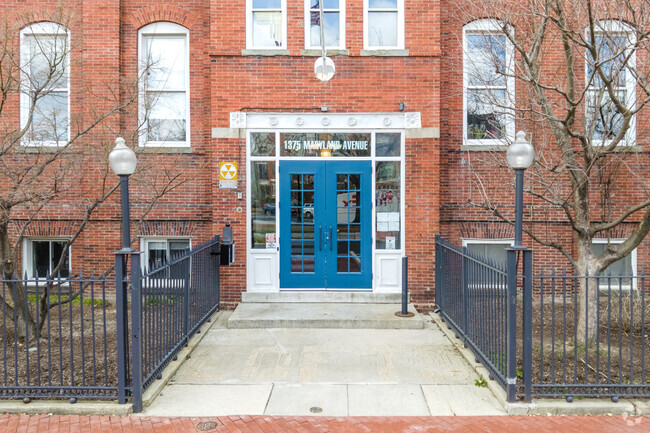 Entrance - Pierce School Lofts