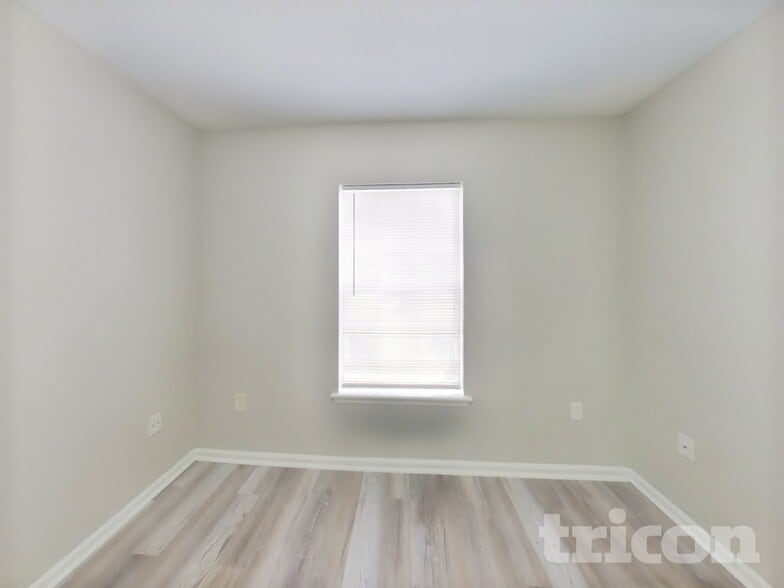 Building Photo - 10990 Sawtooth Oak Ct