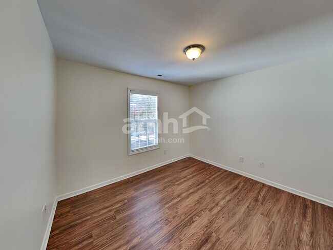 Building Photo - 10615 Spring Rain Ct