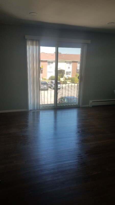 Building Photo - 8892 Jody Ln