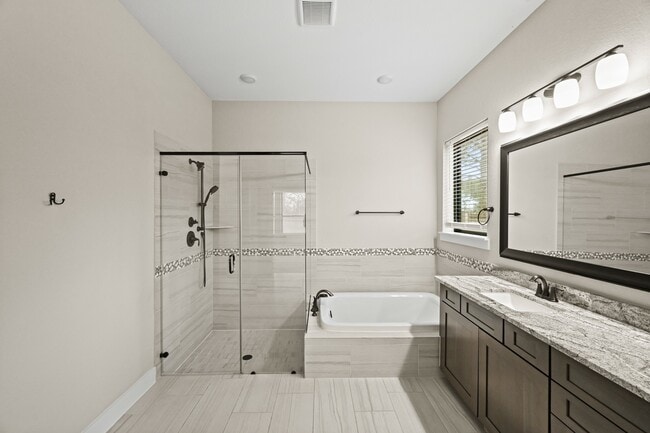 Building Photo - 15914 Dedication Dr