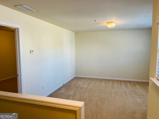 Building Photo - 2042 Appaloosa Way