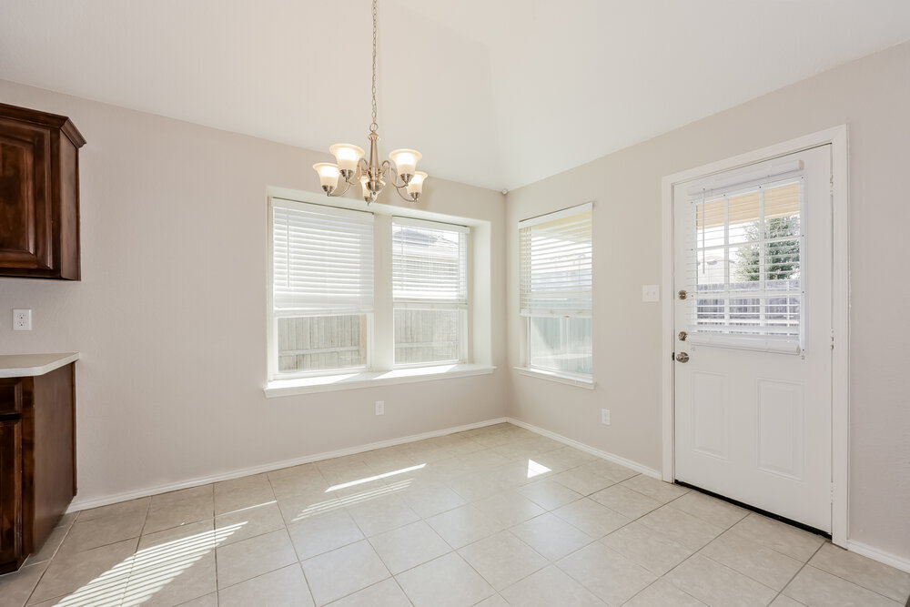 Building Photo - 2504 Wakecrest Dr