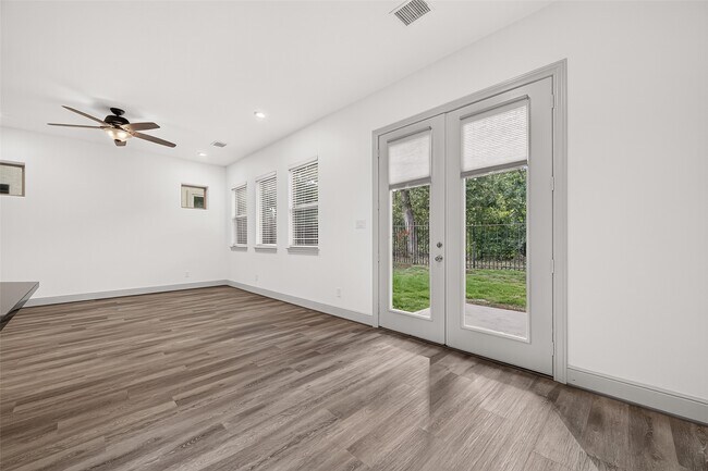 Building Photo - 159 Benjis Pl