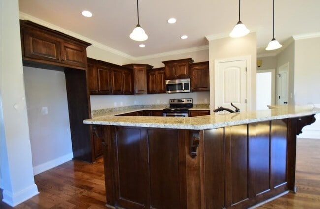 Building Photo - 5305 Patience Dr