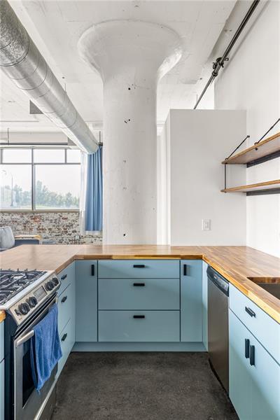 Building Photo - 426 Marietta St NW