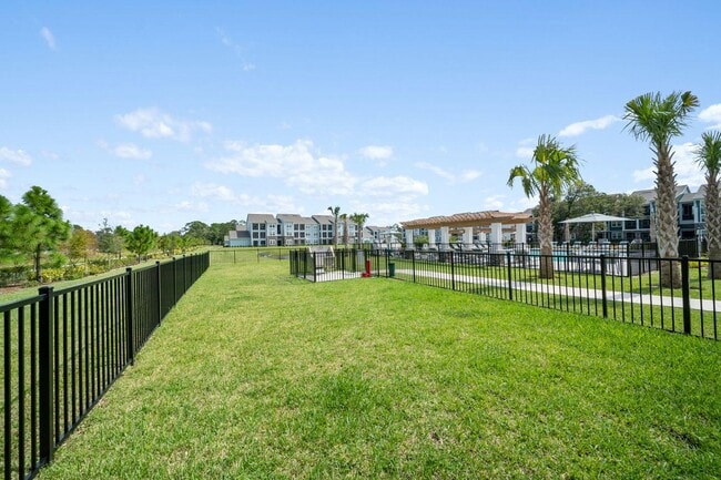 Building Photo - 1851 LPGA Blvd