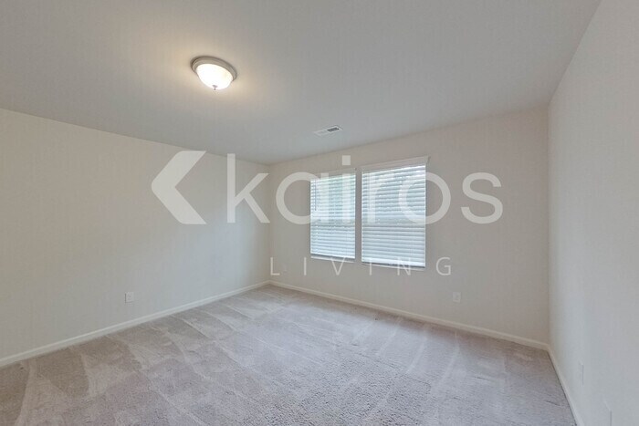 Building Photo - 2607 Provence Dr SE