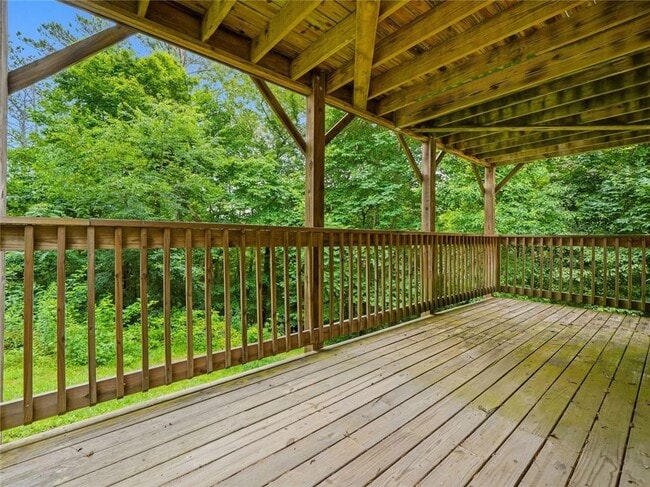 Building Photo - 166 Cove Hill