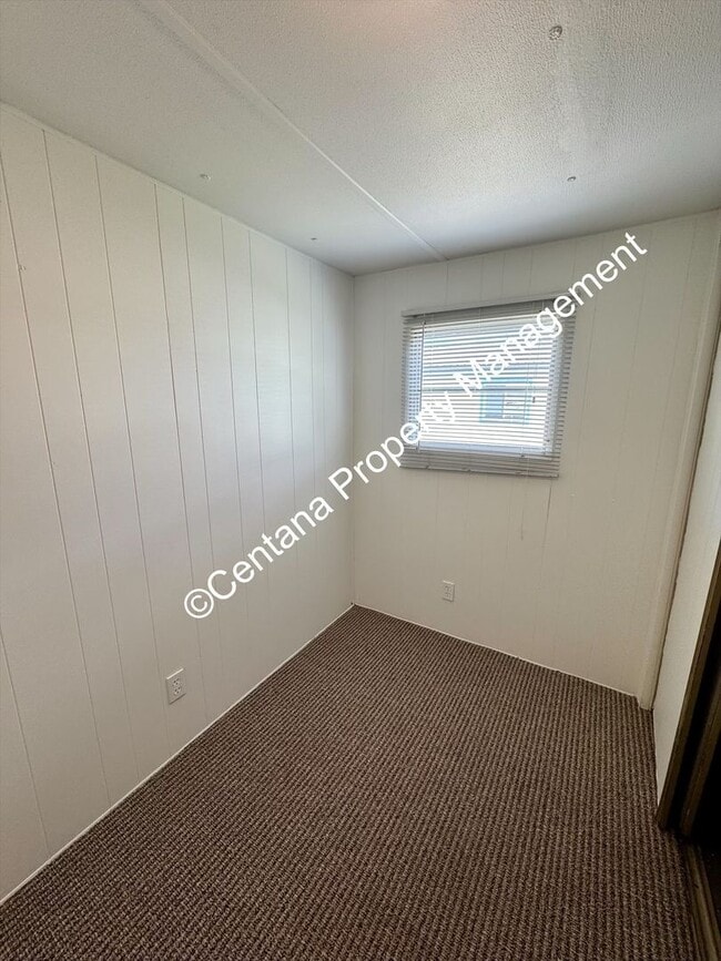 Building Photo - 2 bedroom in the Cobban Courts!