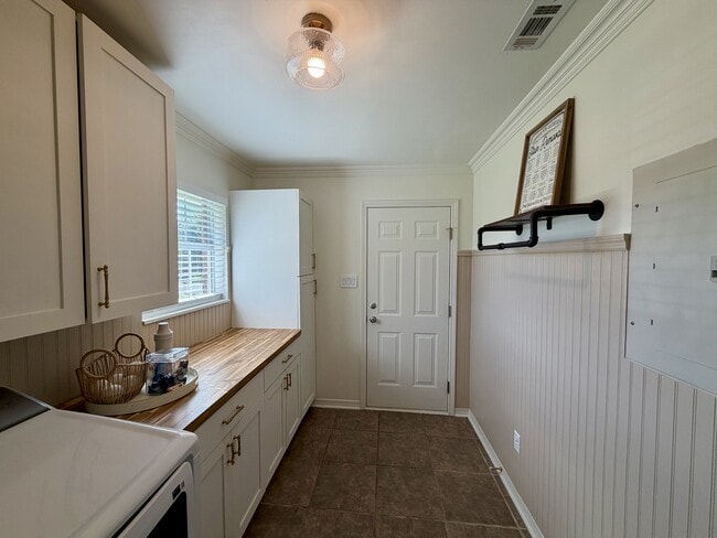 Building Photo - 3406 Hermitage Ct