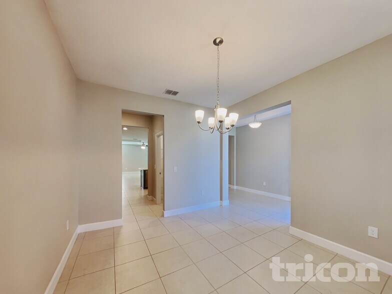 Building Photo - 3932 Island Green Way