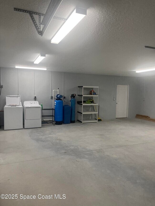 Building Photo - 5845 Garretts Rd