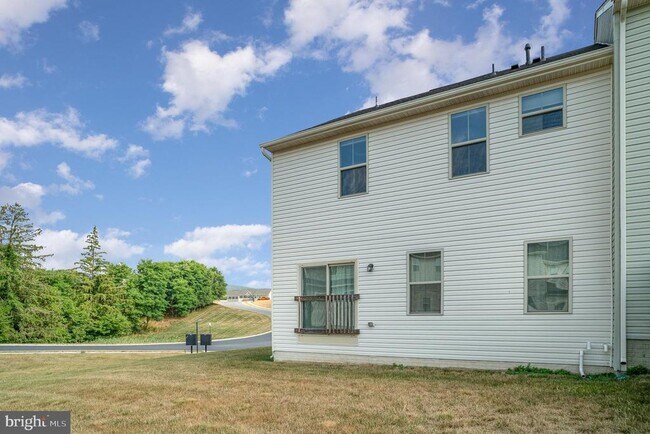 Building Photo - 4029 Silver Charm Ct