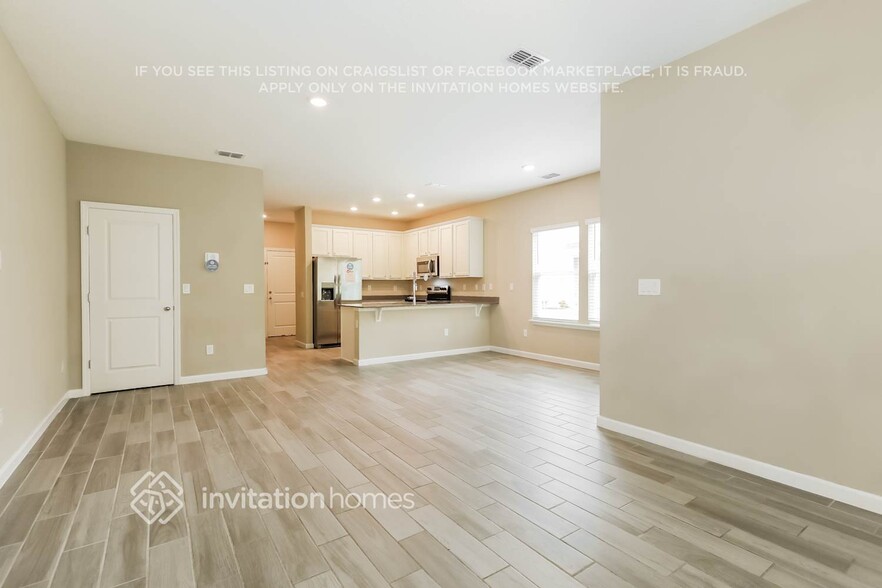 Building Photo - 371 Cherry Ridge Dr