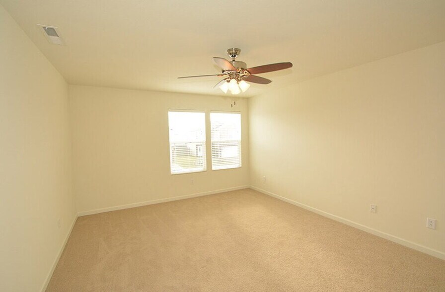 Building Photo - 3212 Cork Bend Dr