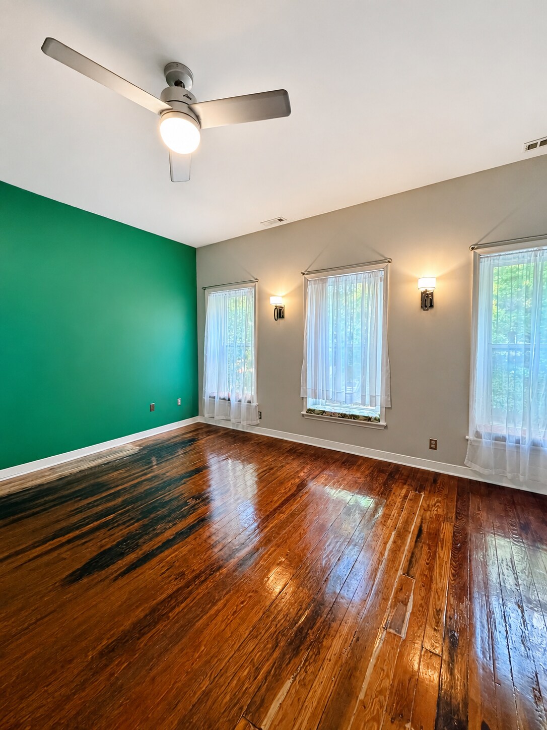 Building Photo - 412 N 27th St