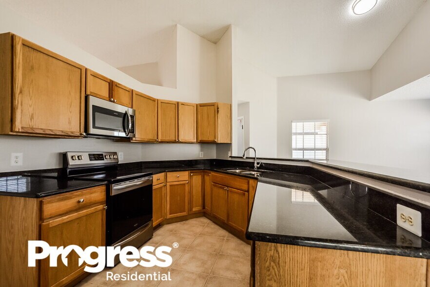 Building Photo - 13025 Phoenix Woods Ln