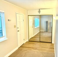 Building Photo - 1115 Ocean Ave