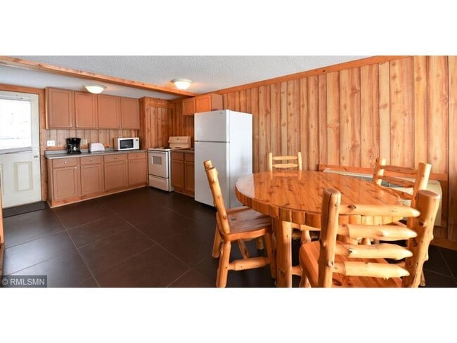 Building Photo - 2 Bedrooms, 1 Bathroom Furnished Cabin in Brainerd, MN on Wise Lake