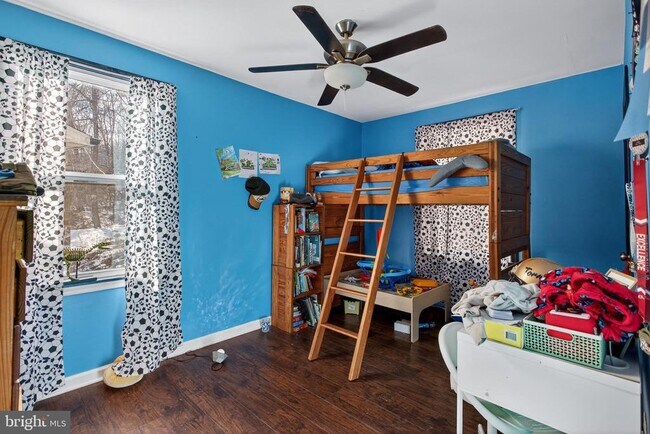 Building Photo - 1238 Logger Dr