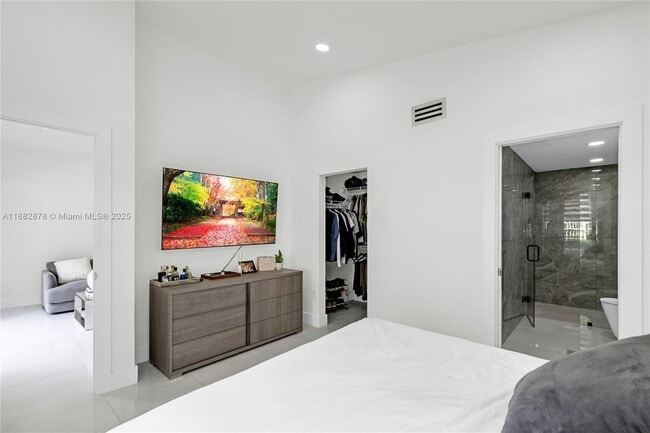 Building Photo - 2663 SW 187th Ave
