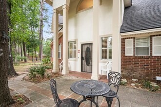 Building Photo - 14151 Buckingham Ln