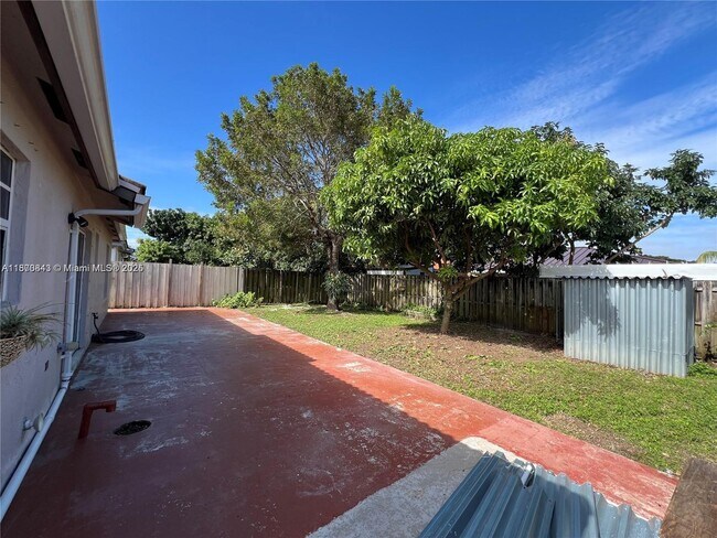 Building Photo - 13859 SW 257th Terrace