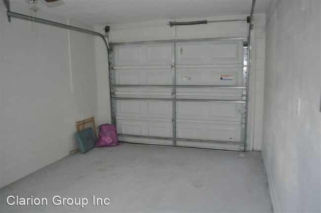 Building Photo - 17 Felter Ln