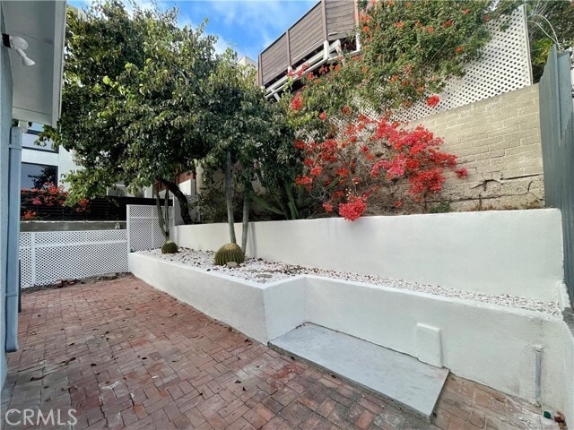 Building Photo - 3112 Highland Ave