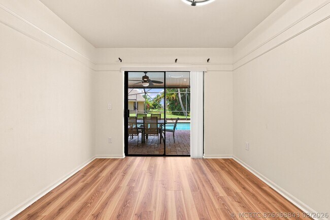 Building Photo - 10798 Cypress Bend Dr