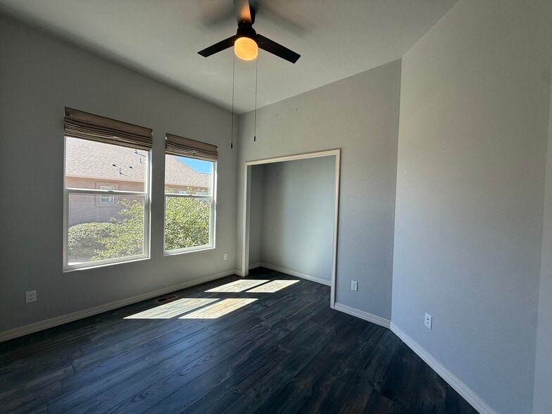 Building Photo - 15834 Kansas Pacific Ct