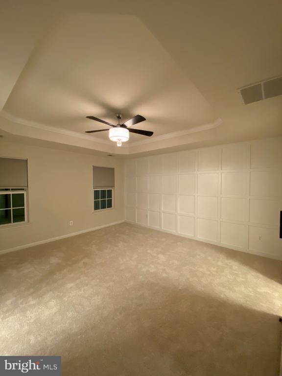 Building Photo - 129 Hornbeam Dr