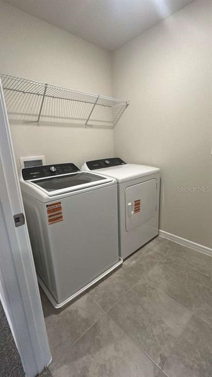 Building Photo - 2318 Southbury Dr